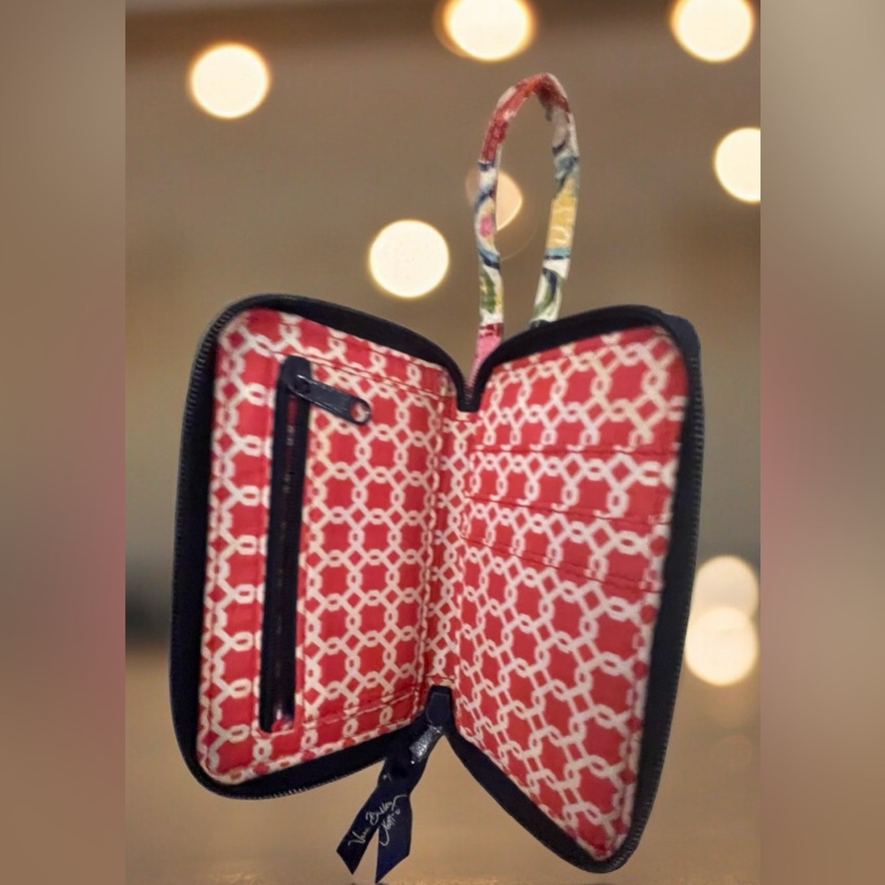 Vera Bradley Wallet/Wristlet - Picture 2 of 4